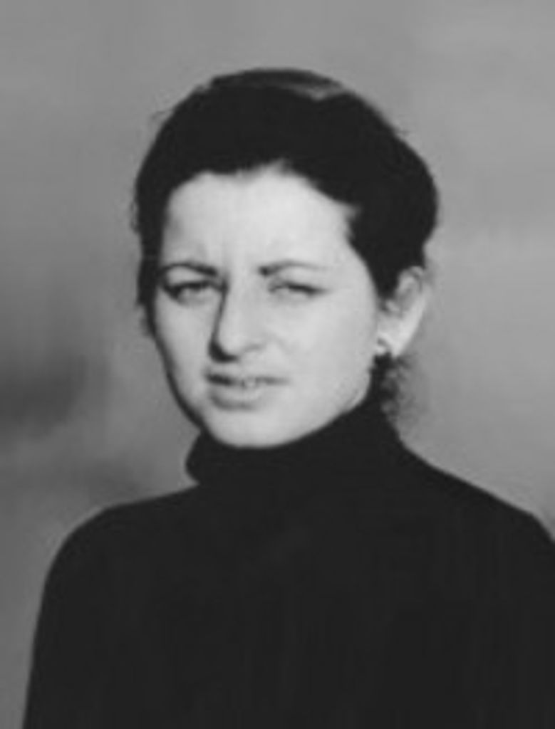 Julia Modro