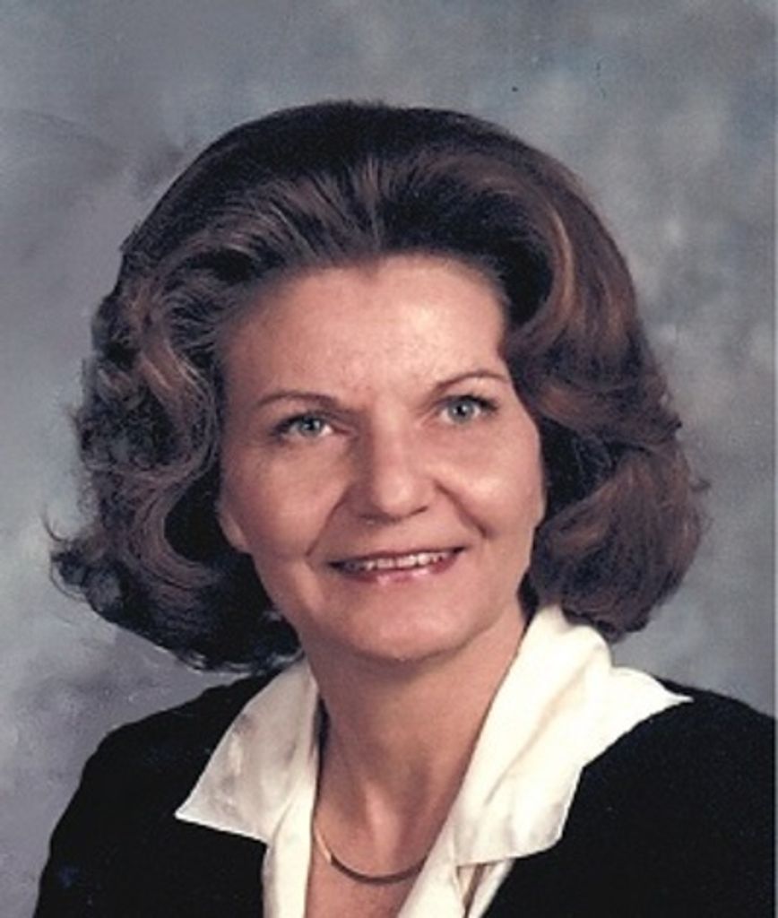 Anna Lubavs Profile Photo