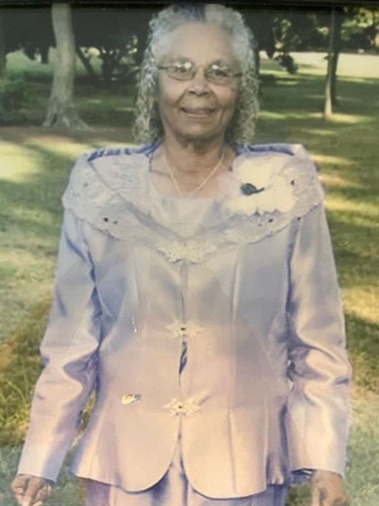 Ms. Lela Lucas Durant