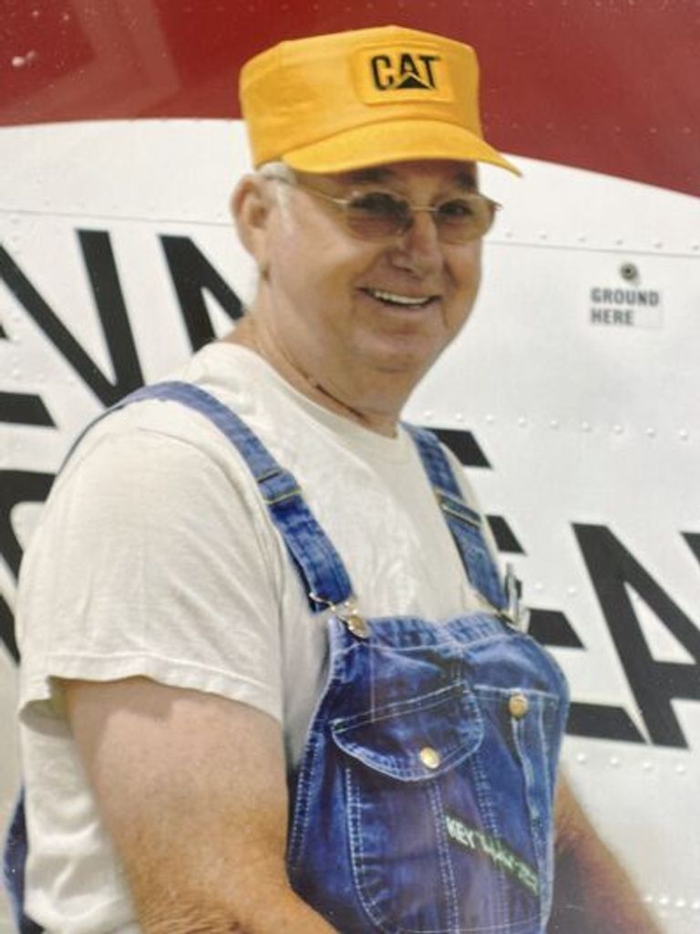 Lloyd Dennis Bates Profile Photo