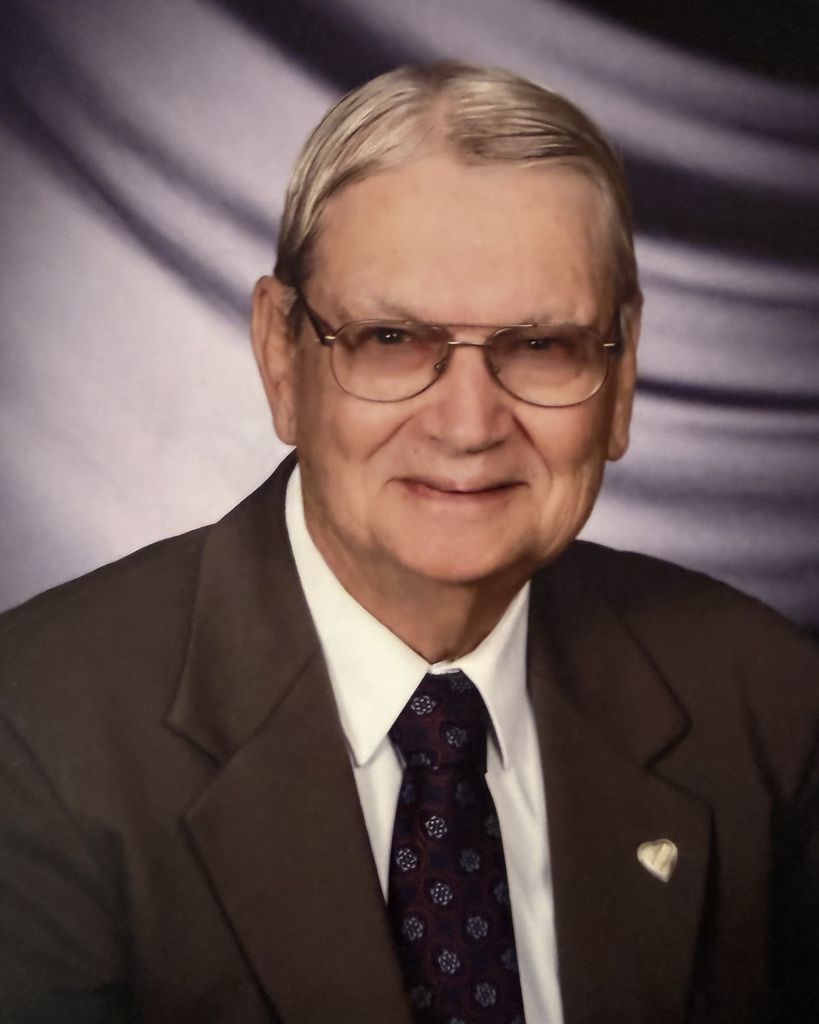 Wayne L. Cave Profile Photo