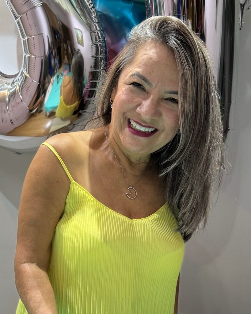 Gloria Tania Ruiz Profile Photo