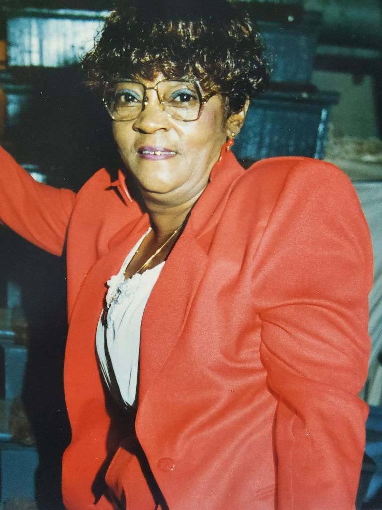 Ms. Lillian Marie Searcy Profile Photo