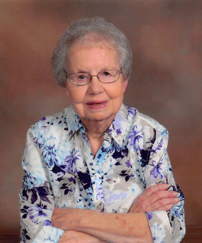 Mary Louise Mackenzie Profile Photo