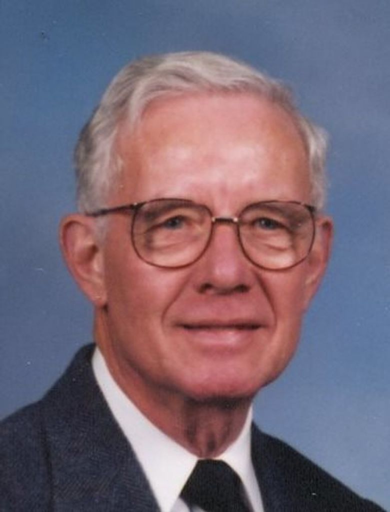 Lloyd W. Hanlin Profile Photo