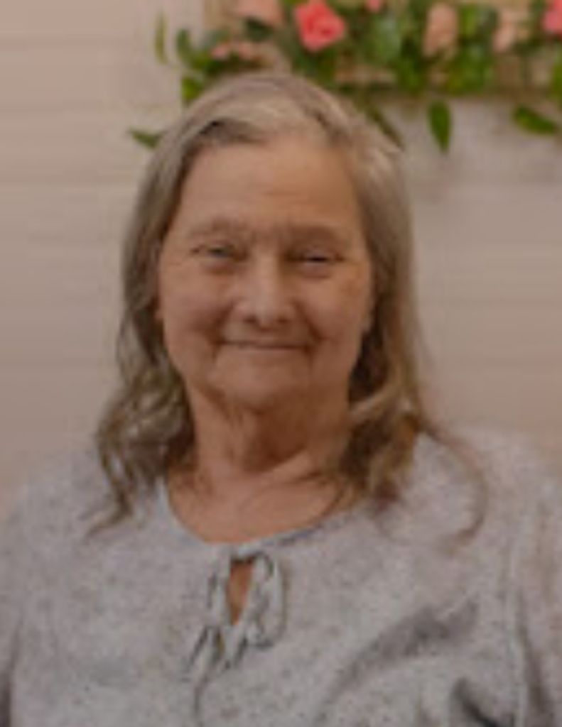 Linda "Lyn" Lee (Bellar)  Hines