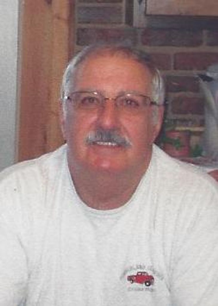 Bruce Neils Lovering