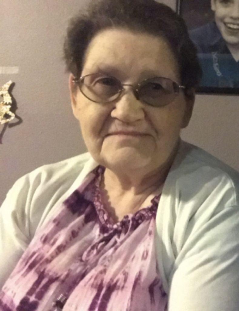 Lola Sanders Profile Photo