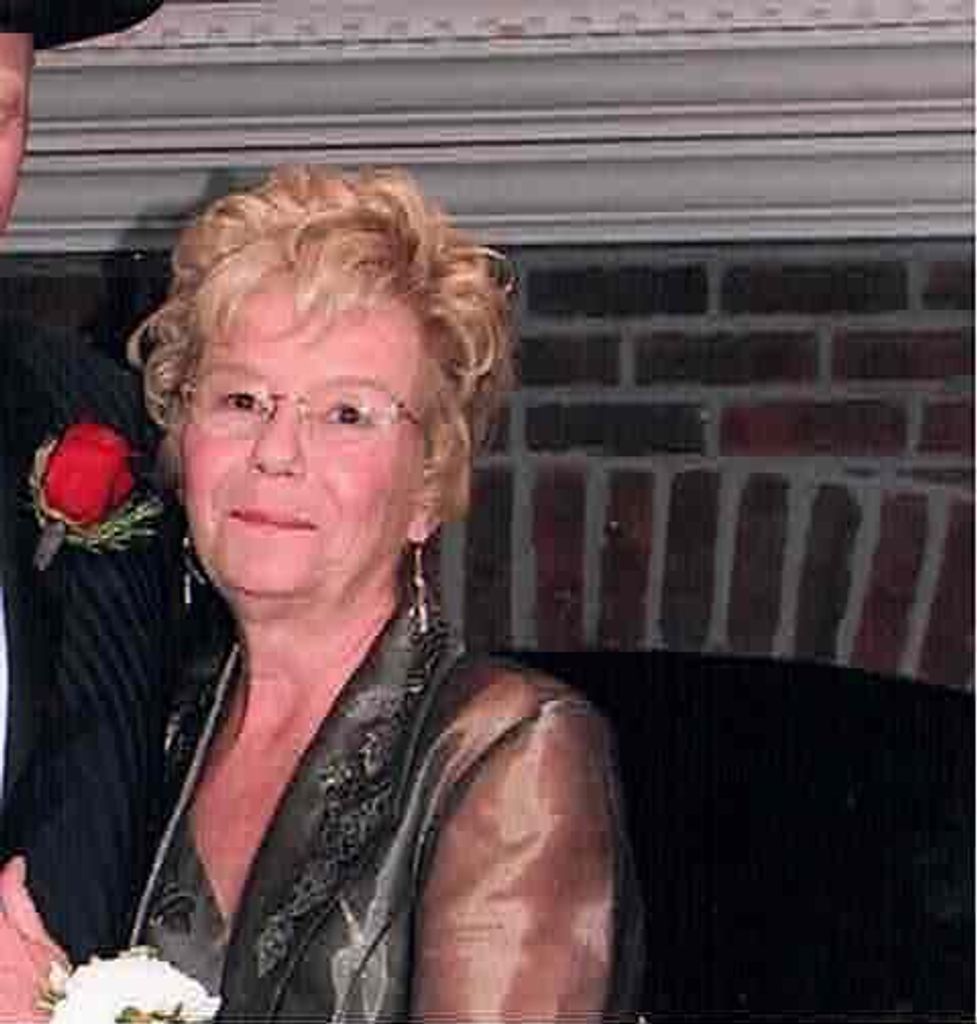 Carolyn  Rozonewski Profile Photo