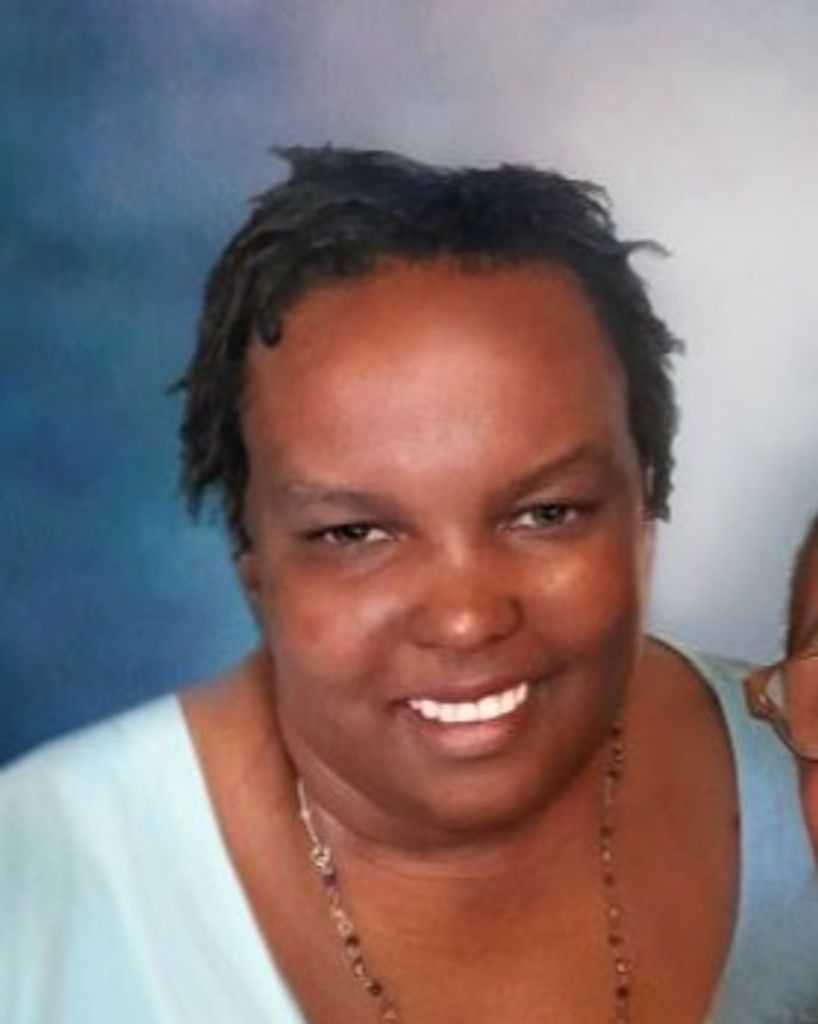 Lisa Dianne Tyler Profile Photo