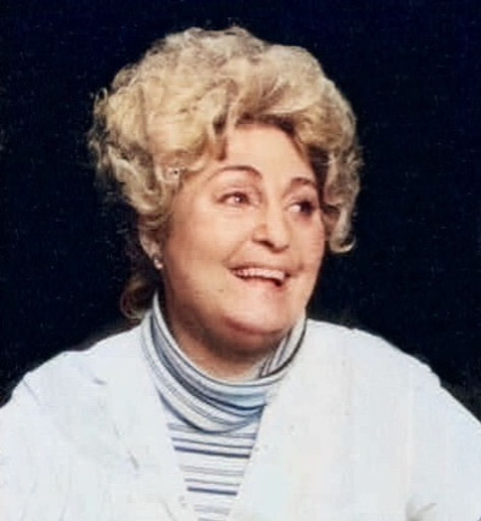 Madeline Fischer Profile Photo