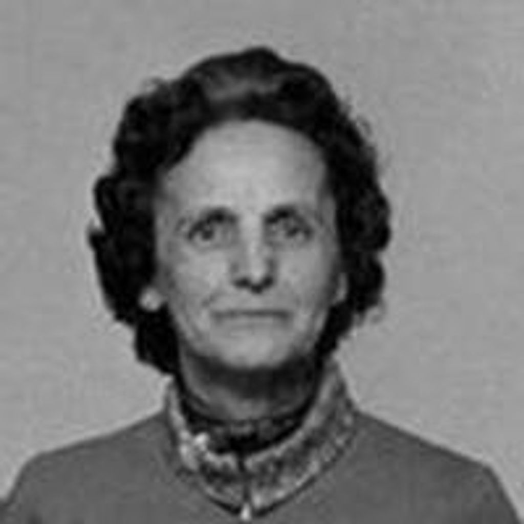 Zuzanna E. Zelenitz