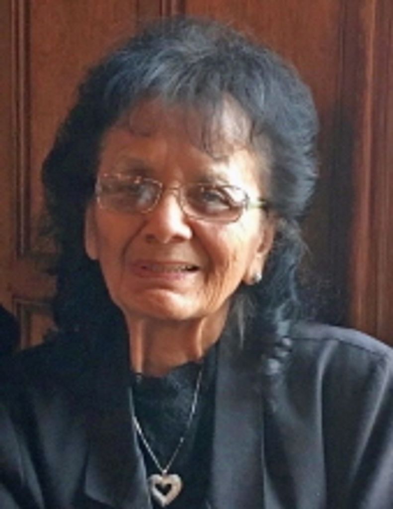 Carmen  Mary Mckinnon
