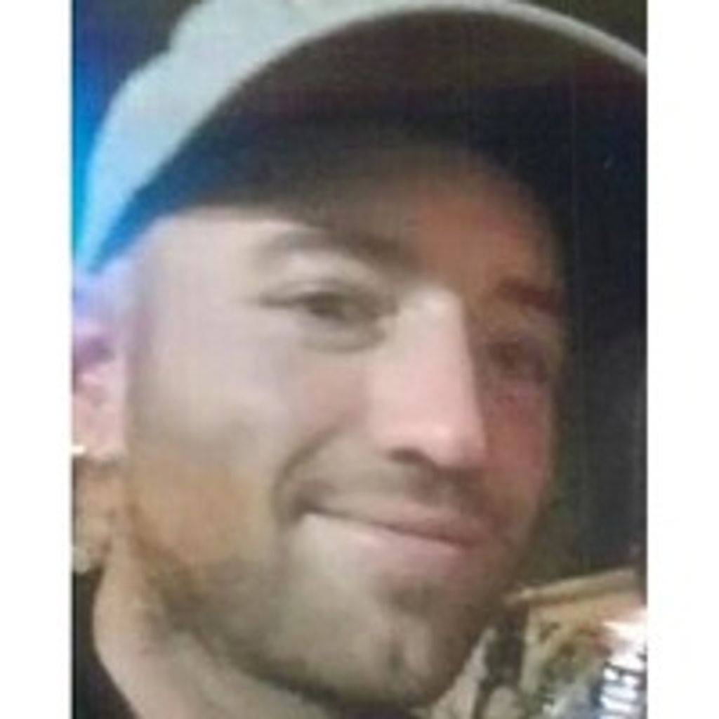 Dustin Ernest Floyd