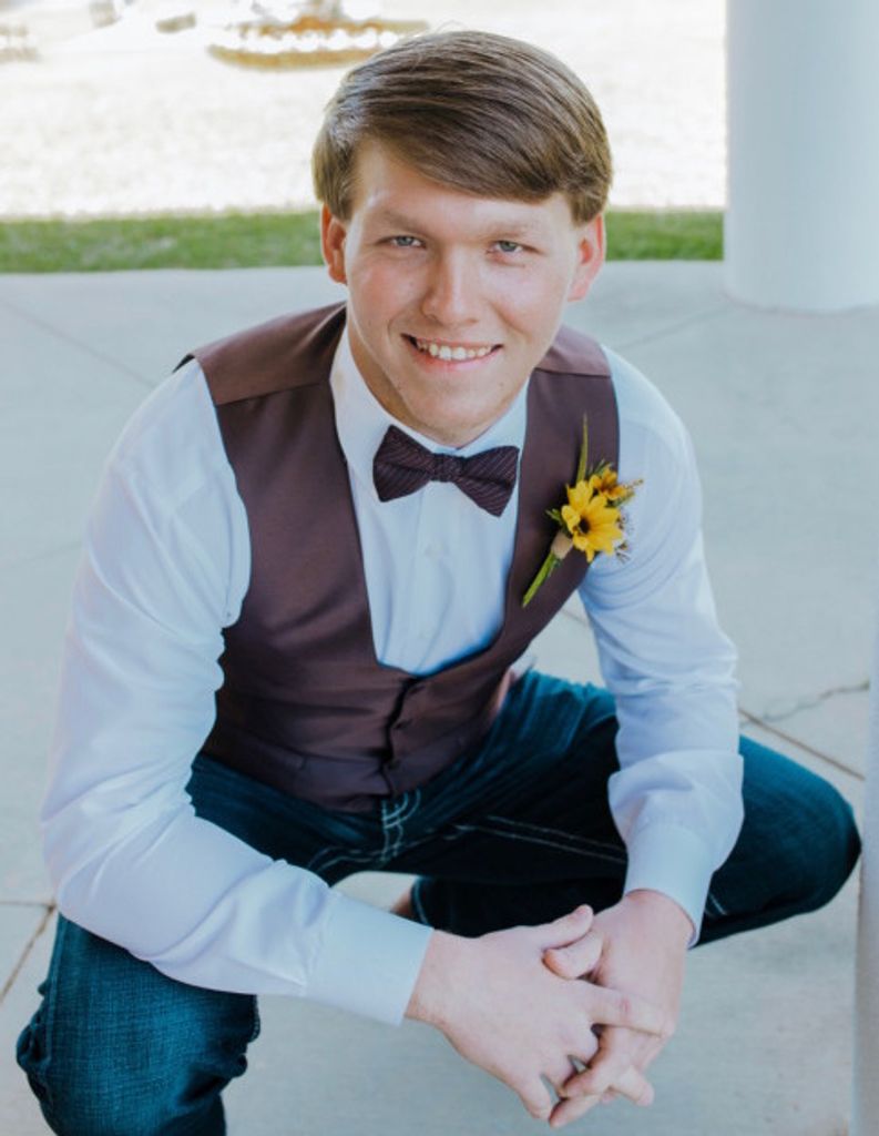 Chandler Brett Pugh Profile Photo