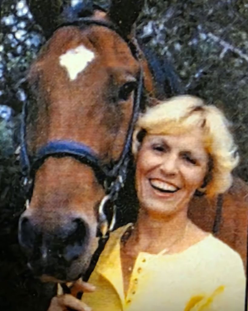 Ruth Lynn Hollaway