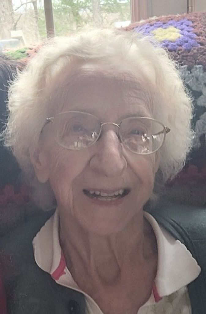 Lillian Isabel (Tipper)  Smith