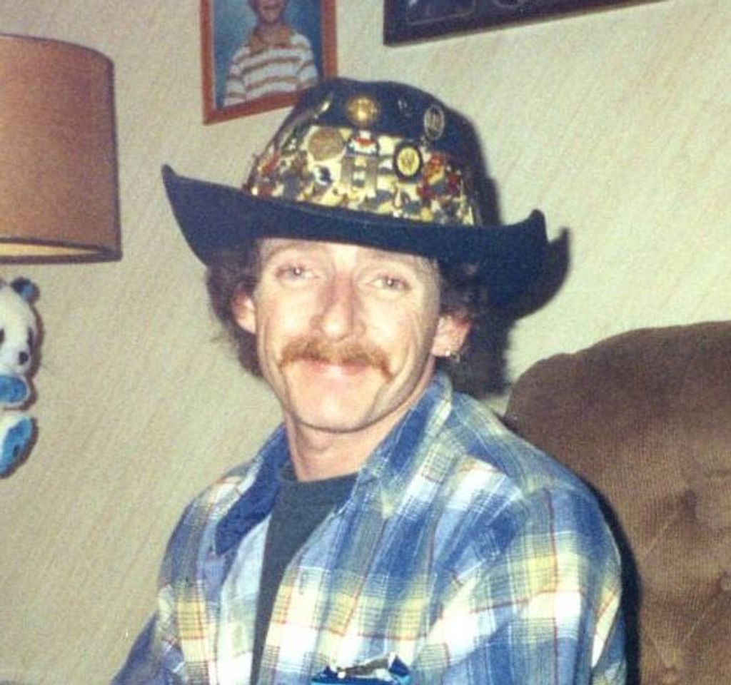 Luke E. Wedl