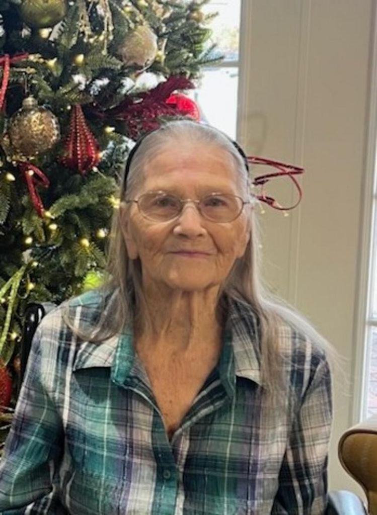 Doris Coggsdale Carr