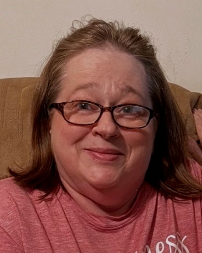 Laura Elizabeth Arnold Profile Photo