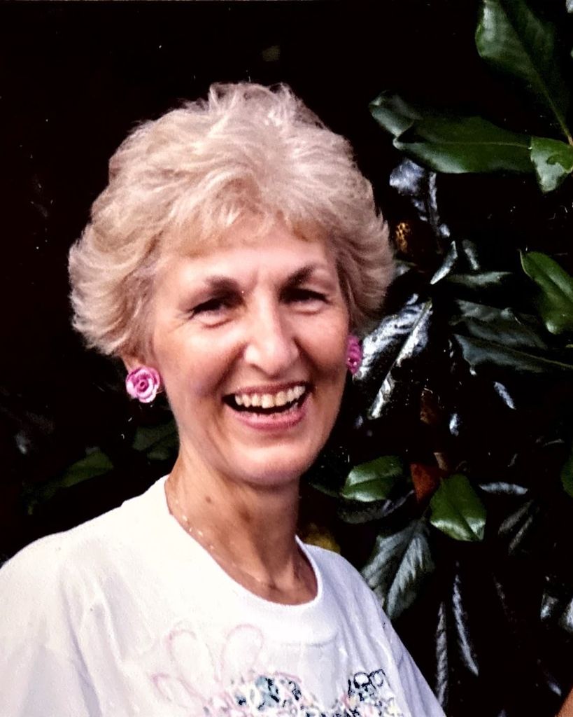 Ruth Vander Lugt Profile Photo