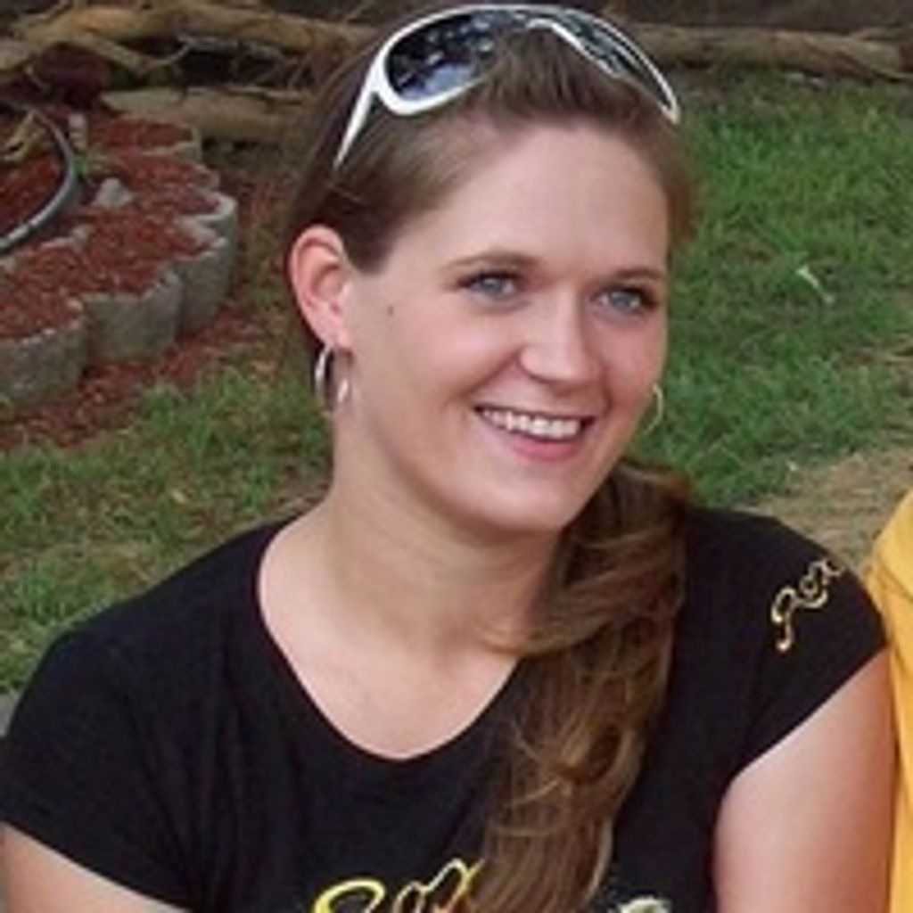 Laura Brown Suggs Profile Photo