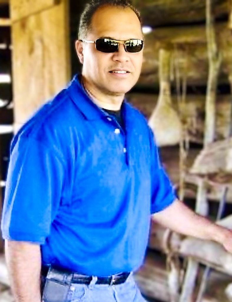 Joe Flores