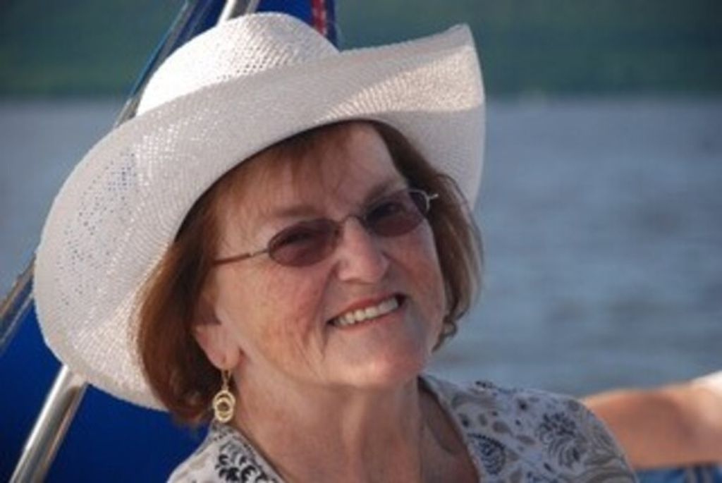 Leann Fay Beach Profile Photo