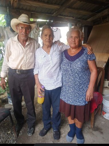Maria Deleon Ambriz photo gallery thumbnail 123 of 187