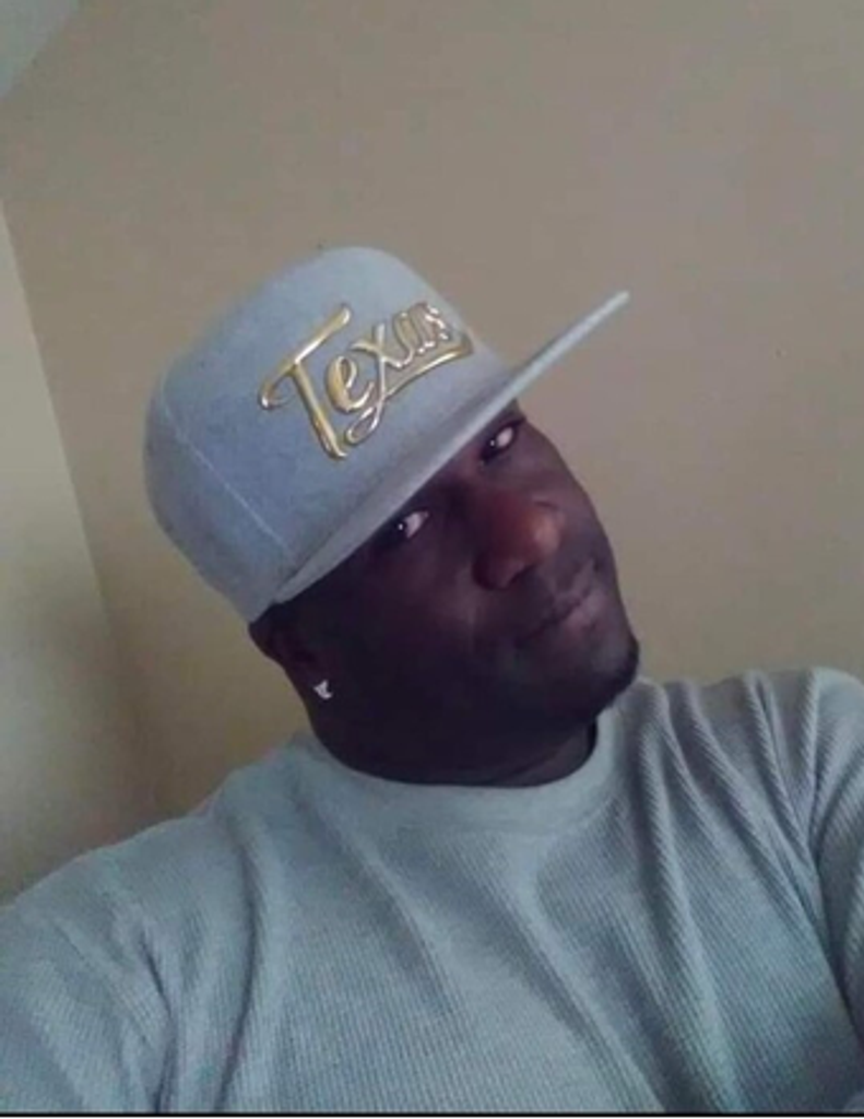 Larry Deshaun Baker Profile Photo