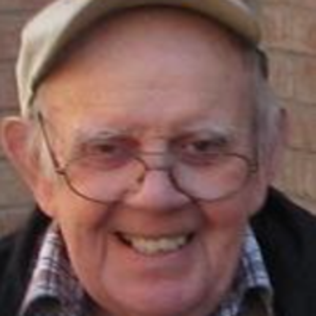Maurice Tucker