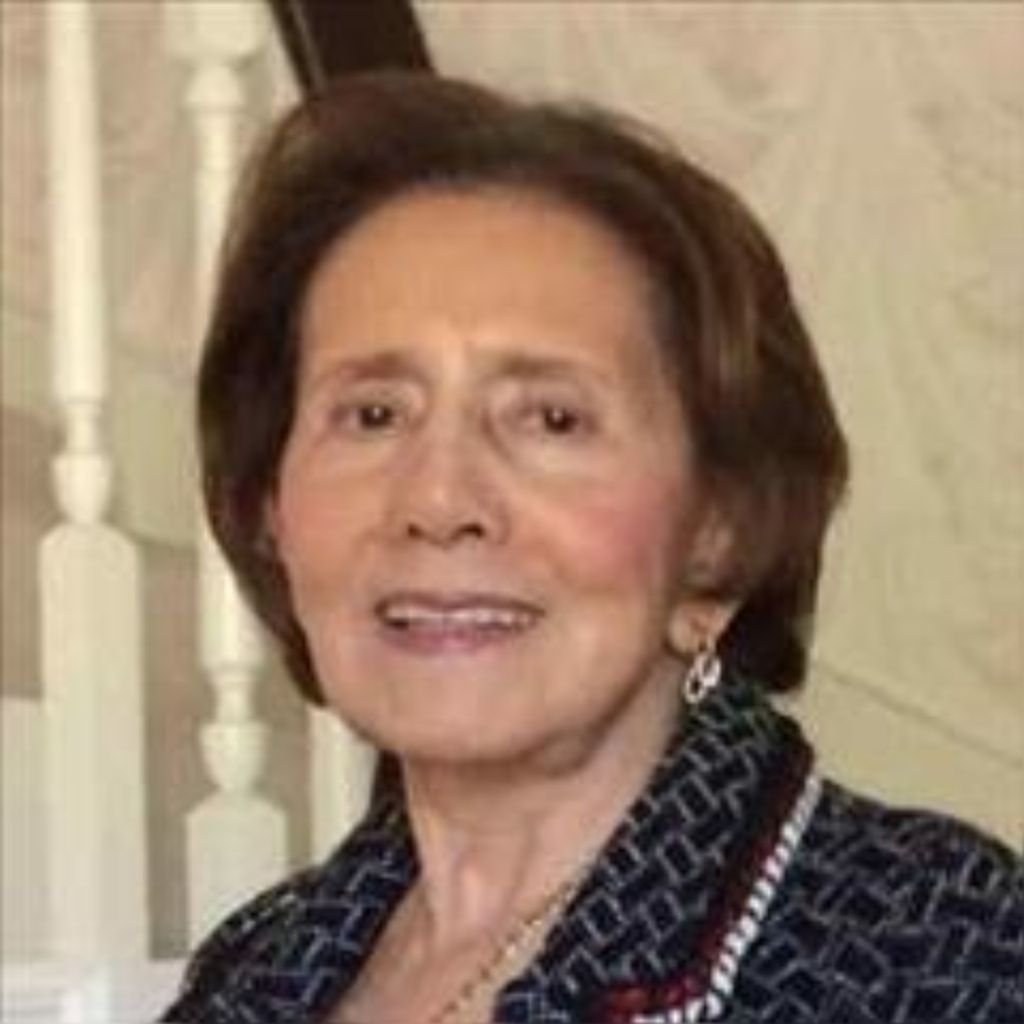 Laura Medina Profile Photo