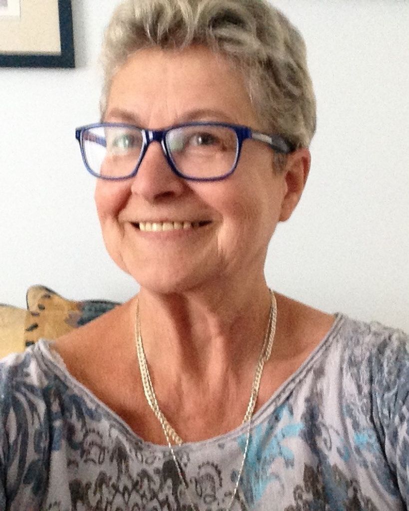 Diana Hardacre Profile Photo