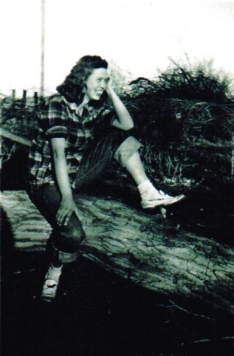 Marilyn J (Johnston)  Linker photo gallery thumbnail 52 of 65