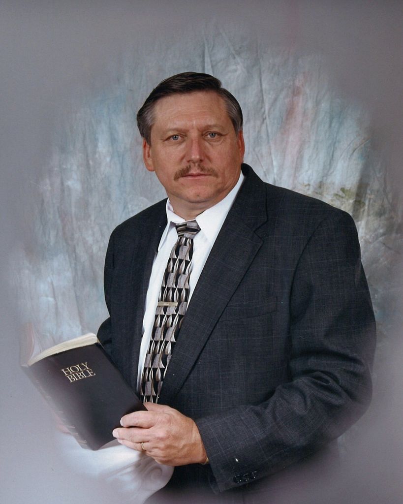 Pastor Robert Adams Profile Photo
