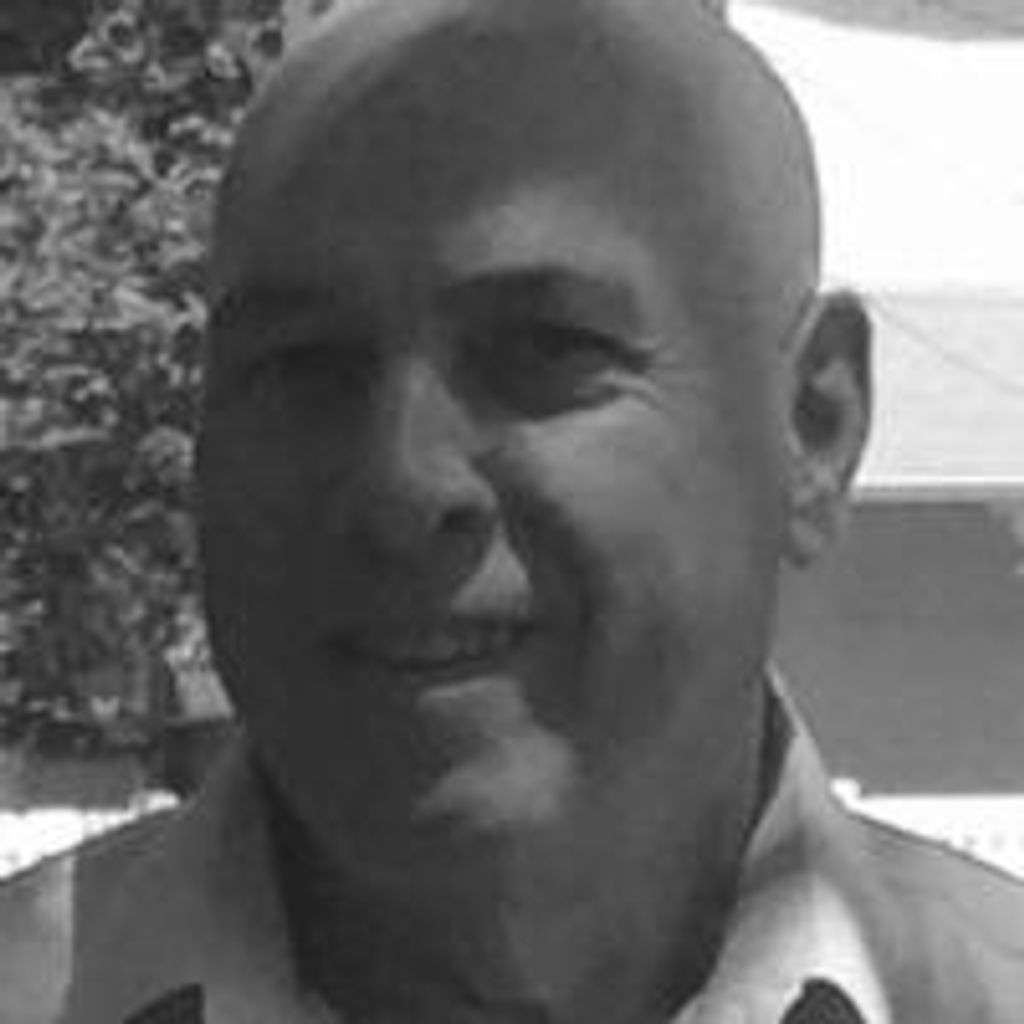 Leonides D Davila Profile Photo