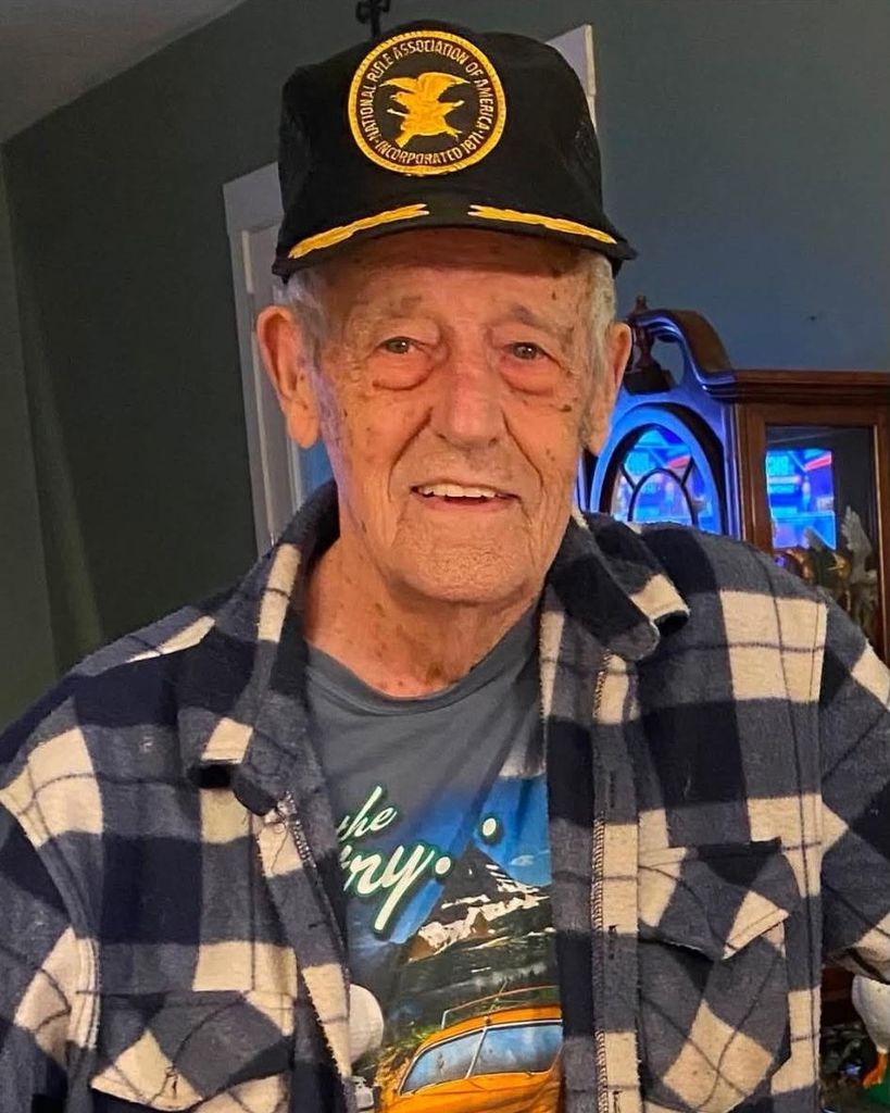 Earl Robert Mohn Profile Photo