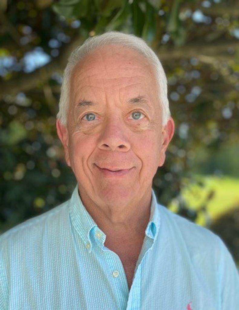 Mark Thomas Mcmenamy Profile Photo