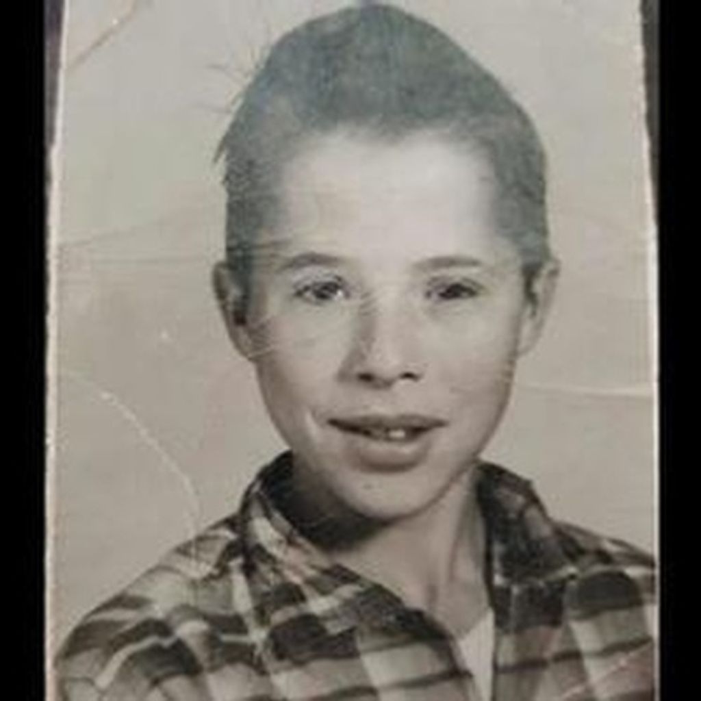 Stevie Eschel Simpkins
