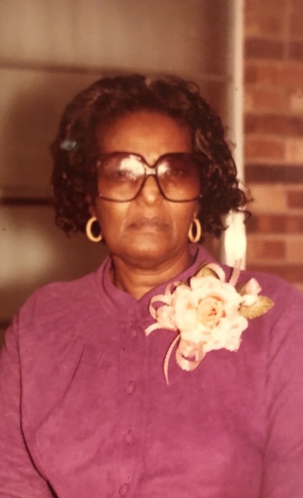 Lois Square Warren Profile Photo