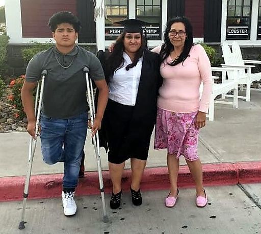 Irma Ayala photo gallery thumbnail 14 of 141