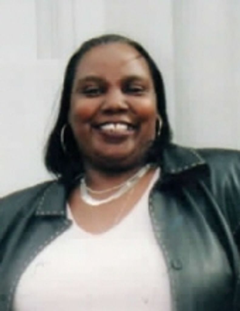 Sharon  Louise Lundy-Edward