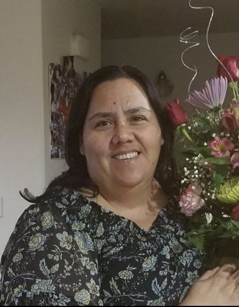 Ester Ochoa Profile Photo