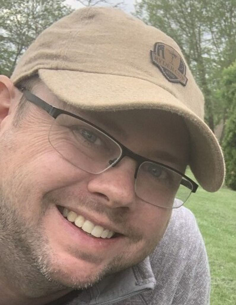 Andrew Engelhardt Profile Photo
