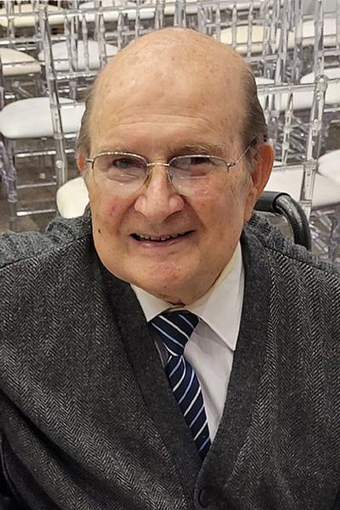 Gabriel J. Raggio Profile Photo