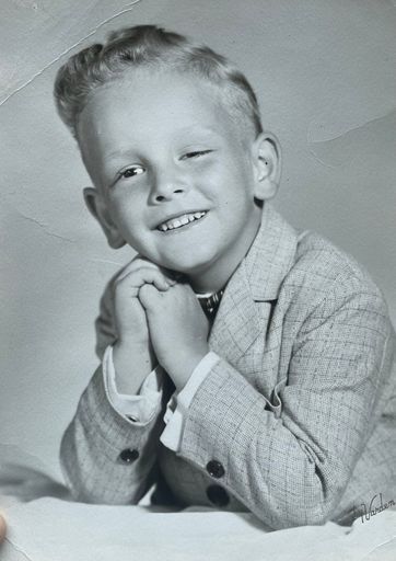David W. Fyffe photo gallery thumbnail 21 of 94