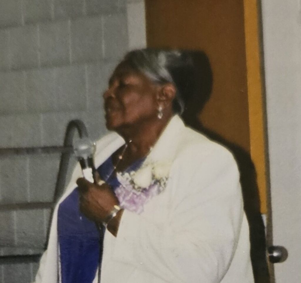 Evelyn Marie (Maze)  Johnson