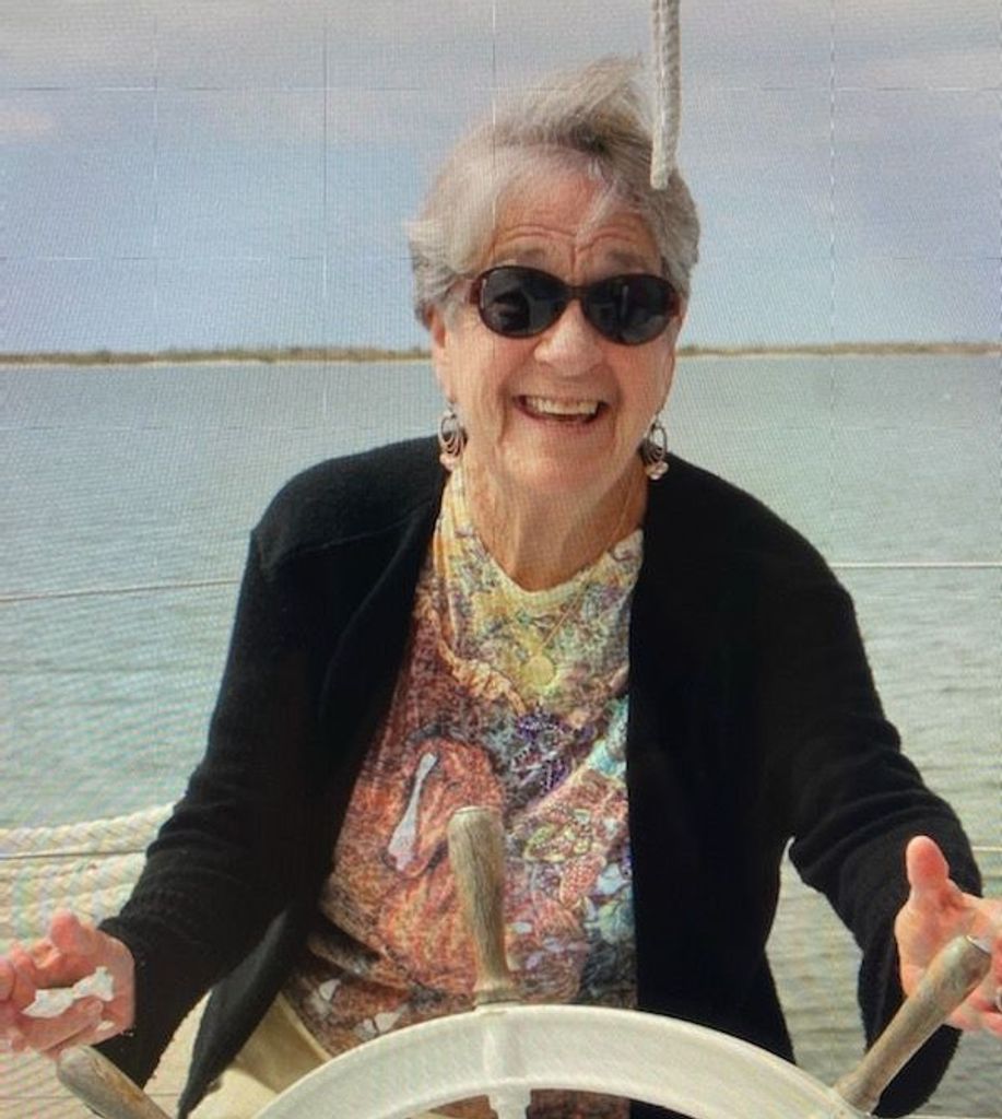 Dora Reynolds Profile Photo