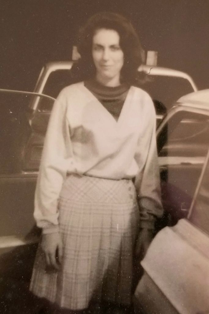 Jeanne  Sue Barrett