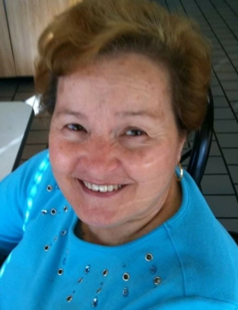 Louise Mills Profile Photo